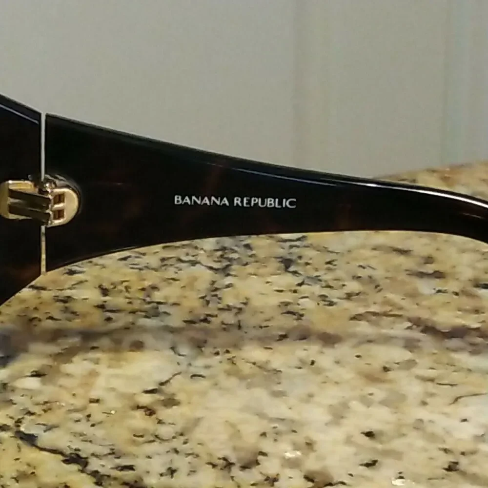 BANANA REPUBLIC DEBS/S 086 Tortoise Frame Brown Lens Sunglasses 67 14 105